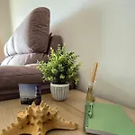 Jb House Пениши